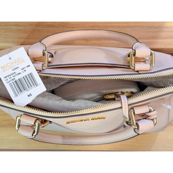 NWT- MICHAEL KORS CIARA BLOSSOM LARGE TOP ZIP SATCHEL - Picture 3 of 9